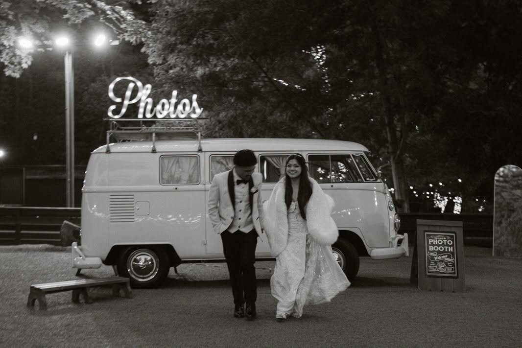 How to Coordinate an International Photographer with Your Wedding Planner
