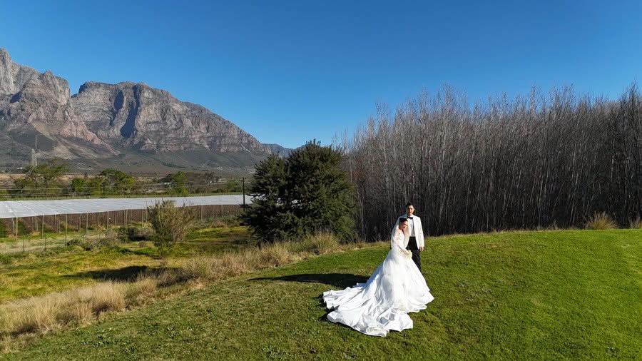 Newlyweds image shot by an international photographer